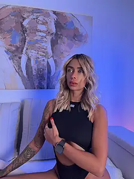 ParisRoux Live XXX-Chat
