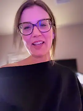 Chat XXX en directo de MaiseKnox