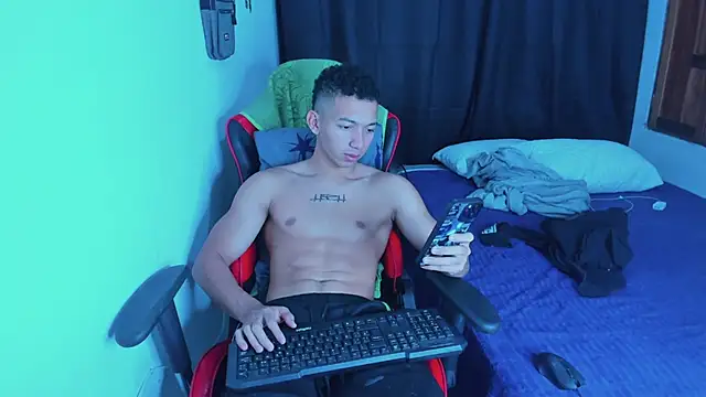 แชท XXX สดของ JuanchiT66