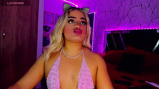 Chat +18 de Amber_bigdick22 ao vivo