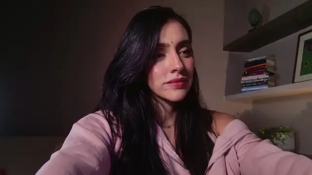 Milana_De XXX чат на живо