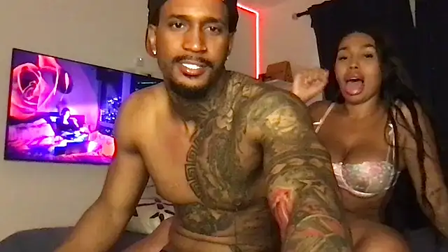 Remi2freakin Webbikameraesitys