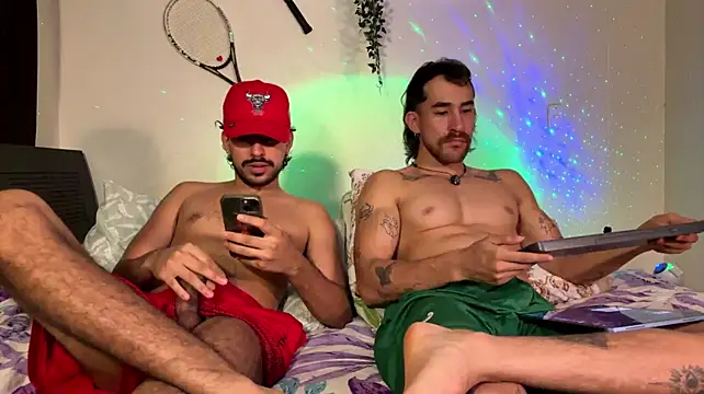 Aaron_wheeln Live XXX chat