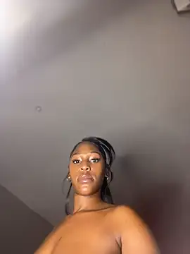 XXX chat uživo modela SP1CY_MOMMY