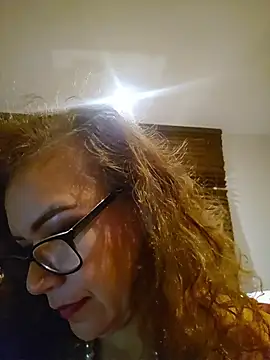 MelaniaKnauss - oil feet job show