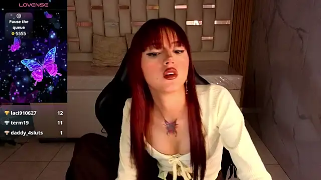 צ'אט XXX בשידור חי של veronicaa_s