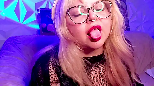 Chat XXX en directo de Satyn_doll