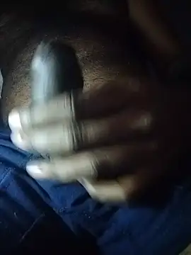 Luckyprasad2486のライブXXXチャット
