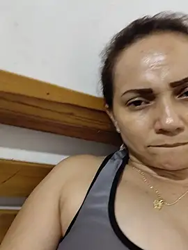 Amanda39 - Toy control for 10 minutes
