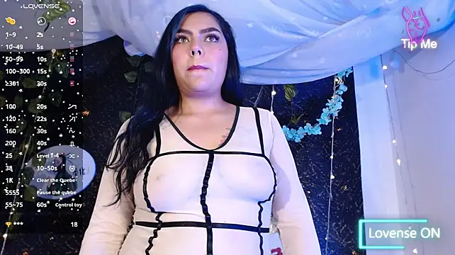 Moonlight_gp - Flash bare tits + 1 min Lush max