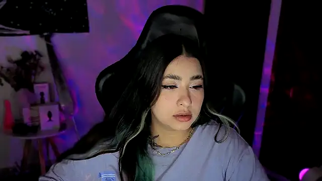 XXX chat uživo modela sweetcoralinee