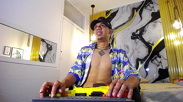 Chat XXX Live skyline_ryan