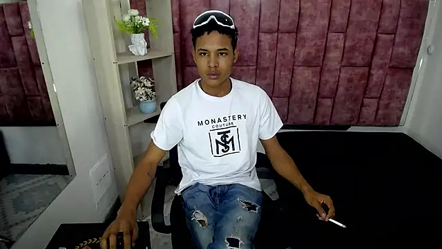 Chatroom XXX en direct de RafaelVander