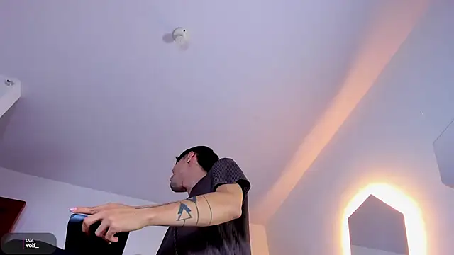 etham_wolf1 在線直播表演