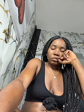 Chat +18 de MerliaSsomer ao vivo
