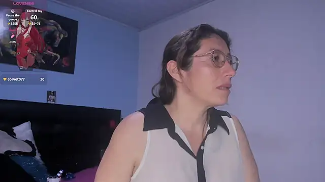 kaylaMinov_ XXX чат на живо