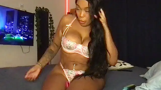 Remi2freaki live XXX chat