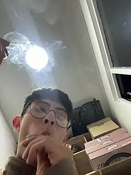 AndyJustgame_'s Live XXX Chat