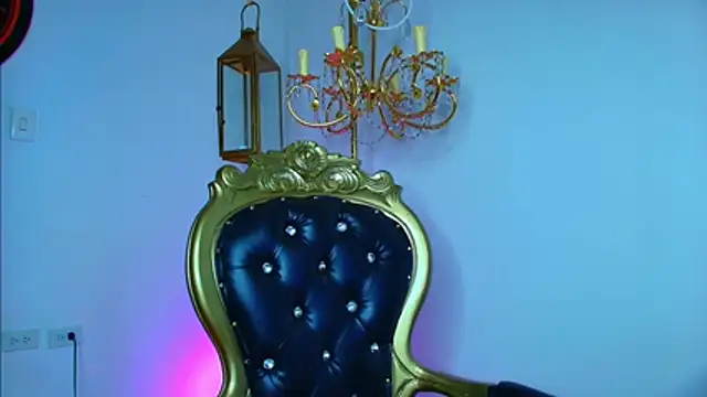 kiara-voss Adlı Modelin Canlı XXX Sohbeti