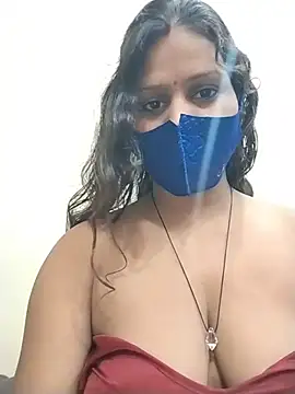 hotyrani07 现场XXX聊天