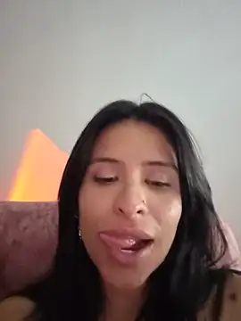 _elektrah Adlı Modelin Canlı XXX Sohbeti