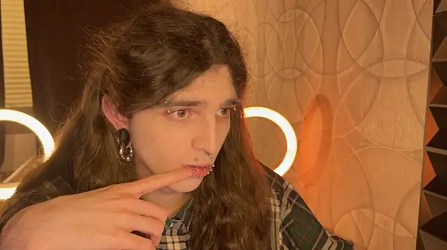 Kriisp XXX чат на живо