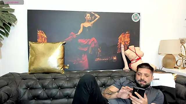 TommyDum Chat XXX live
