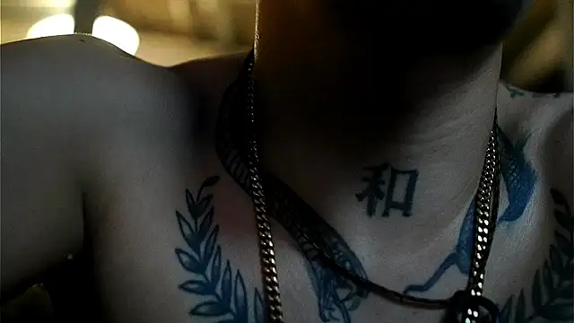 AlphaMasterXxx Chat XXX in diretta