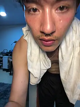 TonnyBottom – Naživo XXX chat