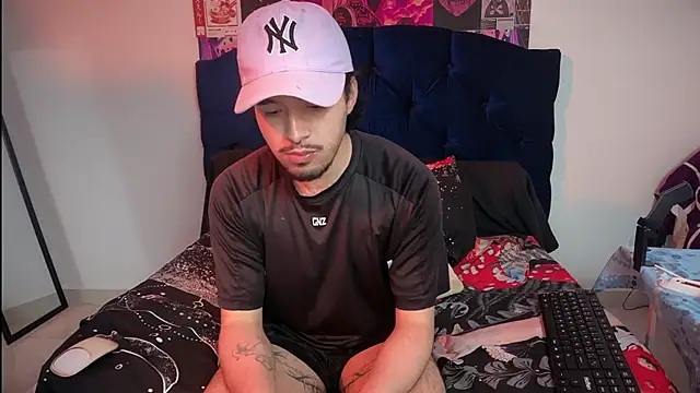 zoren_33 Live XXX Chat