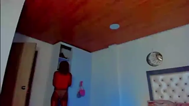 sarahnanksdoll Chat XXX live