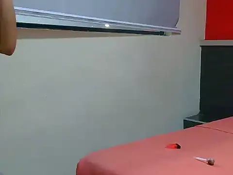 LatinoClouP94sins' Live XXX Chat