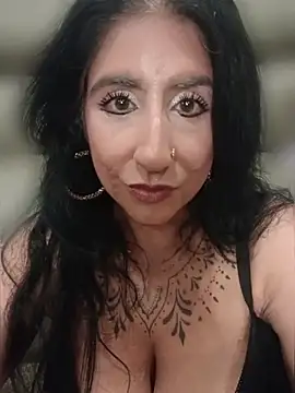FaraGreen's Live XXX Chat