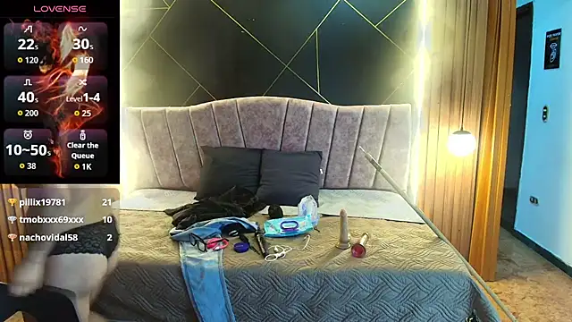 NatashaMason_ - dildo in ass