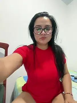 צ'אט XXX בשידור חי של Rous69-