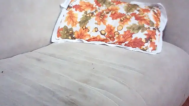 Foxxy-e - SHOW ASS HOLE