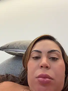 دردشة lariic الجنسية المباشرة