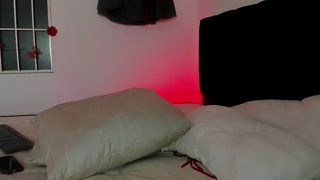 צ'אט XXX בשידור חי של abril_onnel