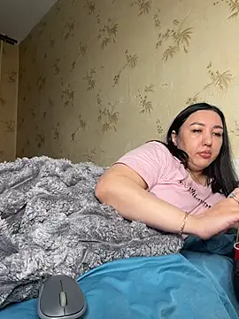 Naughtbaby_2025's Live XXX Chat