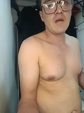WildMatthewn Live XXX chat