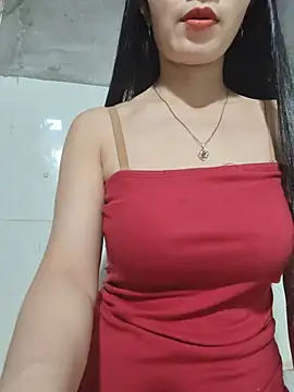 Vyvvyy96's Live XXX Chat