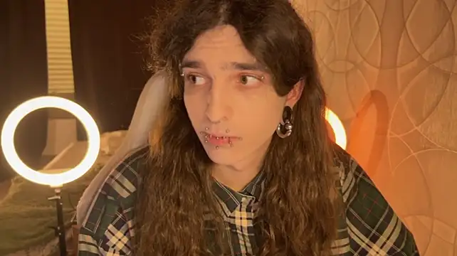 XXX chat uživo modela Kriisp