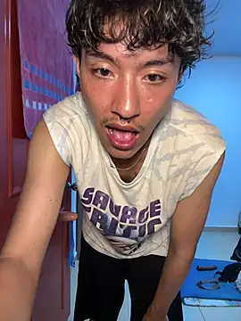TonnyBottom – Naživo XXX chat