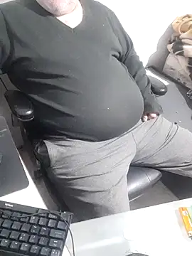 Chat +18 de 12Paradarte ao vivo
