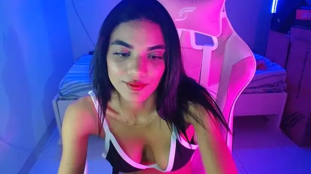 Raya_velvet's Live XXX Chat