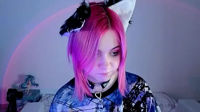 Hikkacat live XXX chat