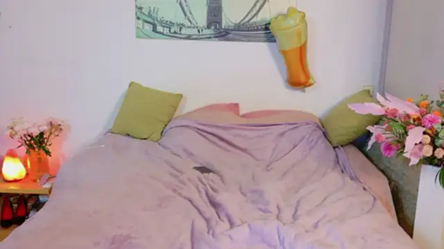 Ariana_Petite élő XXX-chatje