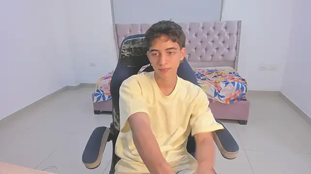 Онлайн чат XXX alexander_vacci