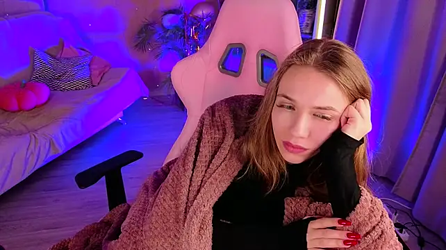 Cutie__Kitty Adlı Modelin Canlı XXX Sohbeti