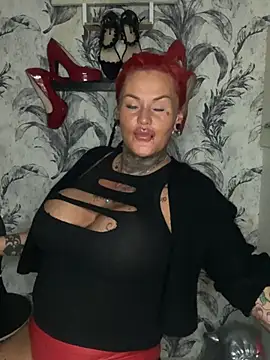 InkedMissLaBaehm Live XXX-Chat